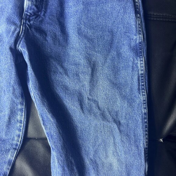 Wrangler Men's Straight Leg Jeans Blue Denim Relaxed Fit Rugged Wear 38x32 - Picture 5 of 16